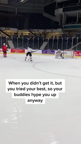 What are friends for? #WorldJuniors #hockey #icehockey #hockeytiktoks #behindthescenes #fyp