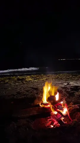 بحر وشبة نار 🪵🤍 #foryou #explor #doubleexposure #fypシ  #شبة_نار #بحر #viral #محمد_عبده