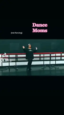 GET IT ABBY🤪😭 || #YerAWizard #materialgworl #fypp #abbyleemiller #dancemoms #edits #fypp #FritoLayRickRoll #StepandFlex #dancemomsclips #dance