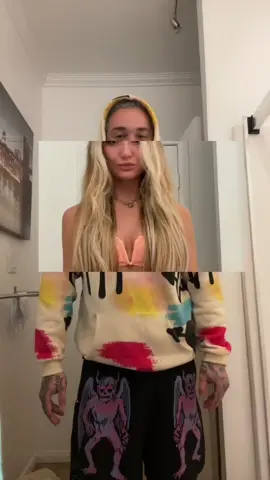 Wait a min.. 🤔 #fyp tiktok dont take this down its a trend 😭