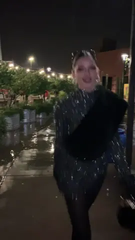 If your man doesn't hype you up like this 😤 #newyear22 #catwalk #nyeoutfit