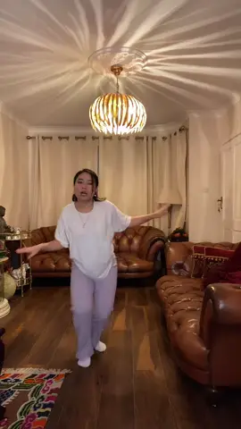 Nearly kicked my 📱😅 #fyp #dancemerirani #dancer #norafatehi #bollywood #hindisong