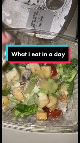 I love not cooking 😁😁 #whatieatinaday #EveryKiss #olivegarden #pancheros #eatwithme #food #Foodie #fyp #foryoupage #lazysunday #foodtiktok #viral