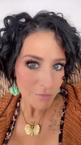 Help settle a debate. What color are my eyes? #eyecolor #alwayslookdifferent