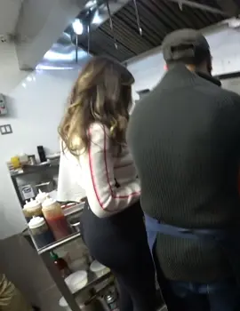 kitchen part 2 @poki.clips #poki #pokimane #pokimaneclips #pokimanesimp #pokimanecake #pokimanethick #pokimanethiccc