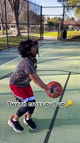 Create space and get the defense moving by doing drag dribbles. #basketball #training #handinyoface #fyp