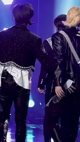 Minho is the best😆 #leeknow #hyunjin #hyunho