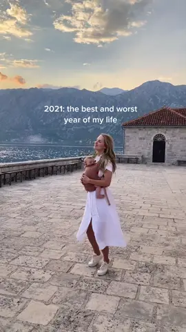 Best because we had our baby girl and chased our dreams harder than ever. Worst because cancer. 2021 will always be a defining year for me