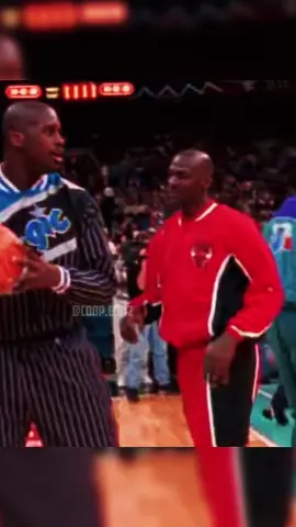 This 1v1 🔥 #shaq #michaeljordan #viral #NBA #fyp