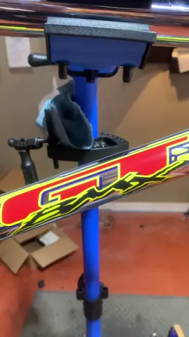 Another day in the shop!! #gtbmx #bmxshop #bmxrestoration #bmx #mikesbikesbmxshop #gtperformer #gtmachone #bmxdaily