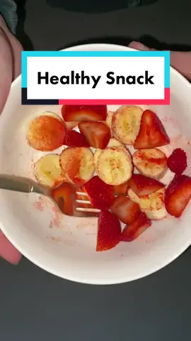 Healthy snack idea #fruit #lowcalorie #jello #lowcal #sweettooth #dessert #Recipe #healthy #health #fyp #foryou #hack #banana #strawberries