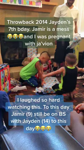 @verifiedjay55465 look son you were 2 years old😭😭😭 #throwback #thursday #family #shatorriacobb2 #fyp #funny #amomslife 🤣