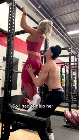 How to spot moms in the gym @imagez.a.c