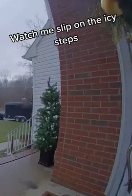 It was a bit icy.  That recovery though, SMOOTH AF.  #fyp #ice #icy #slippery