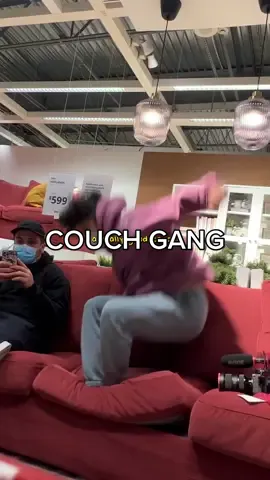 This video isn’t sponsored so plz blow it up so we can do more cool stuff like this 💕 #hgtv #newport