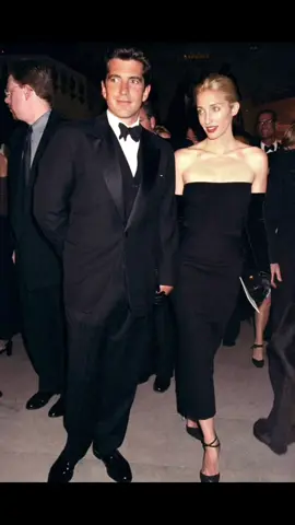 #greenscreen #carolynbassette #jrkjr #classy #fyp #timelessstyle