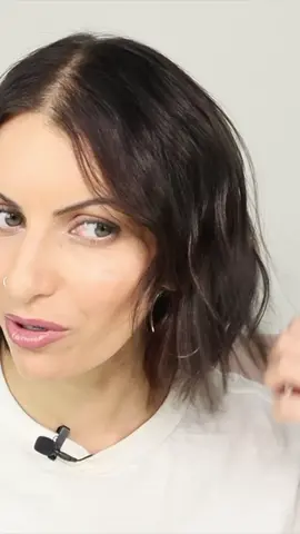 #hairtutorial #shorthair#thinhair#finehair#hairstylingtutorial #shorthairstyles #bobhaircut#hairtransformation #hairtok #haircolor#beachwavestutorial