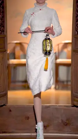 Chinese style cheongsam.  Share the latest outfits every day.  If you like it, follow me.#malaysia #fyp #beauty #girls #outfit