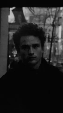 DANCE OF LIGHTS | The efficiently drawn map of a modern city, but ready to wear. #MassimoDutti #NewinDutti #DuttiTiktok