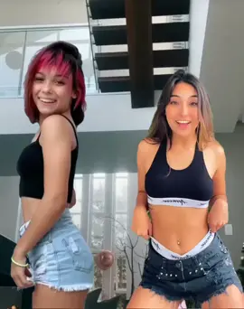 com a mamis@vanessalopes12y0 #foryoupage #foryou #fy #fyp #viraliza #virall #vaiprafy #vaiprofyinferno #vaiprofycaramba #kamilinha #kamilinhasantos #vanessalopesr #vanessa #kamilinha_ricaaa