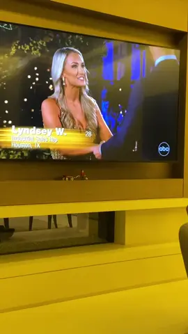 More #thebachelor   Nice southern girl.  Colton w the one liners.  ##nsfw  #abc #datingtips