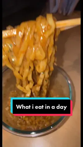 What I eat in a day ft @starbucks pistachio latte with extra brown sugar topping per @allisoncrosley’s recommendation 😋 #boostofhope #fyp #wieiad #mn