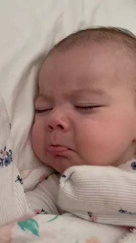 So many emotions in her sleep🥺#REM#2monthsold#sleep#remsleep#babiesoftiktok