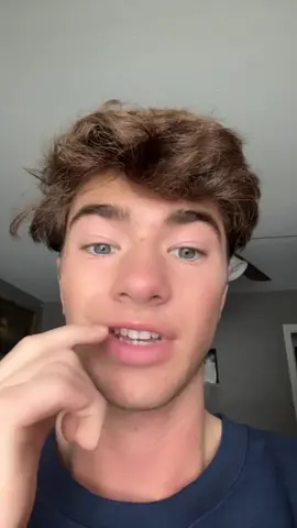 #stitch with @ameliagoodsell I mean if the tooth fits😌