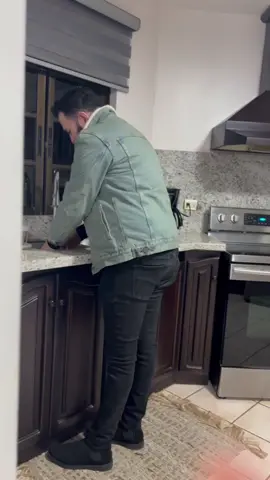 Cómo lo amo @thiosalon 🤣🤣🤣🤣#parati #viviendo