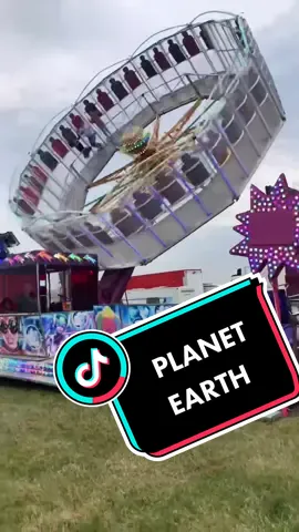 Raywoods Planet Earth 🌍 UKs Number one round up/ crazy cage ride 🇬🇧 🥇 #roundup #planetearth #crazycage #gravitywall #UK #funfair #fyp #foryou #foryoupage