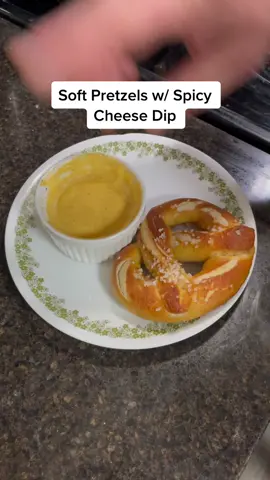 #fyp #foryoupage #softpretzel #spicycheesedip #pretzels #cooking