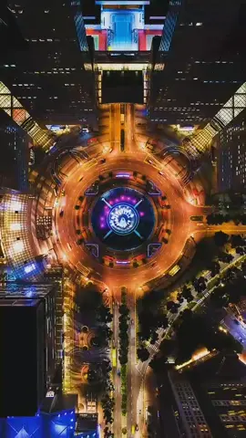 Ciudades de noche #ciudades#noche#edificios#music#electronicmusic#fyp