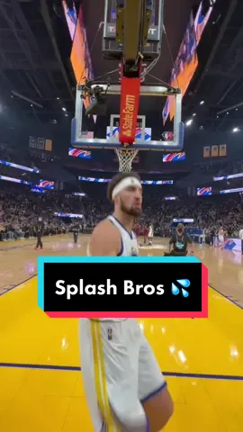 The Splash Bros are back together💦 #KlayDay #NBA #warriors