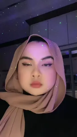 Peep the baby saliva on my hijab #fyp #shouldbeme