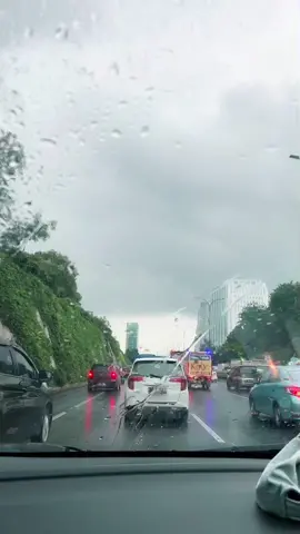 Jakarta sore ini 11/01/2022 dari Tol JORR, mendung dan hujan #fyp