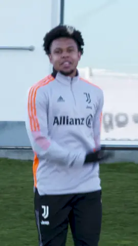 Copy link to share this lucky McKennie 🍀☺️ #Juventus #McKennie #viral