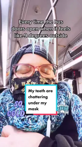 #brrrritscoldouthere #januarycold #ridingthebus #itsfreezingcold🥶 #teethchattering #itssocoldouthere #teacherstrugglebus