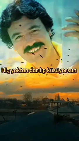 #ferditayfur #ferdibaba #ferditayfurşarkıları #yastığımtaşolmuş #🎶 #sanmakigeliryalvarırım #sanadeğilboşageçen #yıllarıma #yanarım #👑🖤 #🥀👑 #👑💔