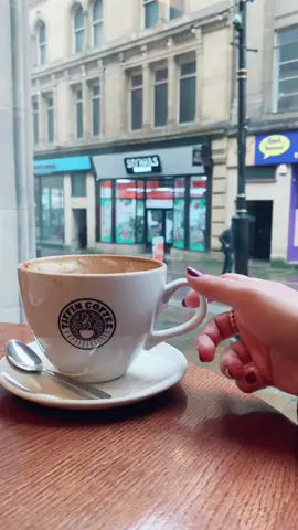 البنت اللي تشرب القهوة ،…؟😇🙏🏻 #trending #اكسبلور_تيك_توك #قهوتي #تيك_توك #foryoupage