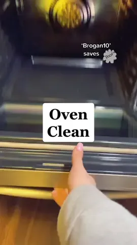 The loving chokehold powerpaste has on me 🤩 @scrubdaddy  #CleanTok #ovenclean #scrubdaddypartner