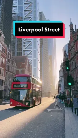 #LiverpoolStreet vibes - that light tho! 🔥🤩☀️ #ThisIsLondon #London #UK