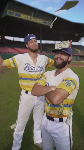 MLB Lockout 🤝 Being the highest paid professional baseball players in the country #savannahbananas #mlblockout #baseball #fypシ #viral #MLB