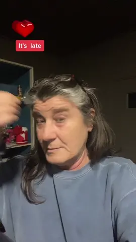 Just saying goodnight#redheartsclub