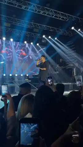 Show do Murilo em Campo Grande - MS 14/01. .#murilohuff #huff #sertanejo #musica #show #amor #fã #love#Lovecinha #dance #foryou #fyp #music