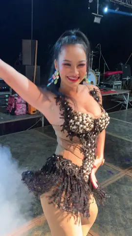 #น้ำมันแพง #แด้นช์เซอร์น่ารัก #น้องเชอร์รี่ #วงไม้เลื้อยแบนด์ #ไม้เลื้อยเรคคอร์ด #JJshow