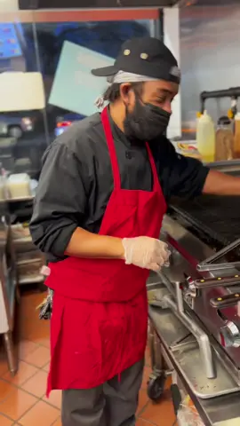 Just another day at HBG! #halalbros #halalbrosgrill #fyp #hbg #trending #lovegrows #trends #worklife #workvibes