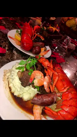 Vday is approaching! Dinner for 2 is served! #foryou #foryoupage #fyp #couples #seafood #Foodie #fypシ