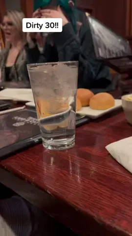 @essie.darling thank you for being such a good sport! Thank you @thecupcakebar for A-mazing CUPCAKES! #fyp #laughteristherapy #viralvideo #countrycupid #sugarboogersbakery #austintx #dirtythirties