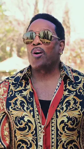 I wanna be your man 😉❤️ #acousticcovers