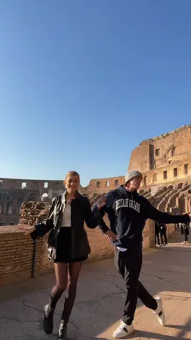 first ones to do this in the colosseum..  @ameliezilber